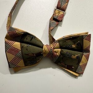 Plaid Bow Tie with Golf Motif